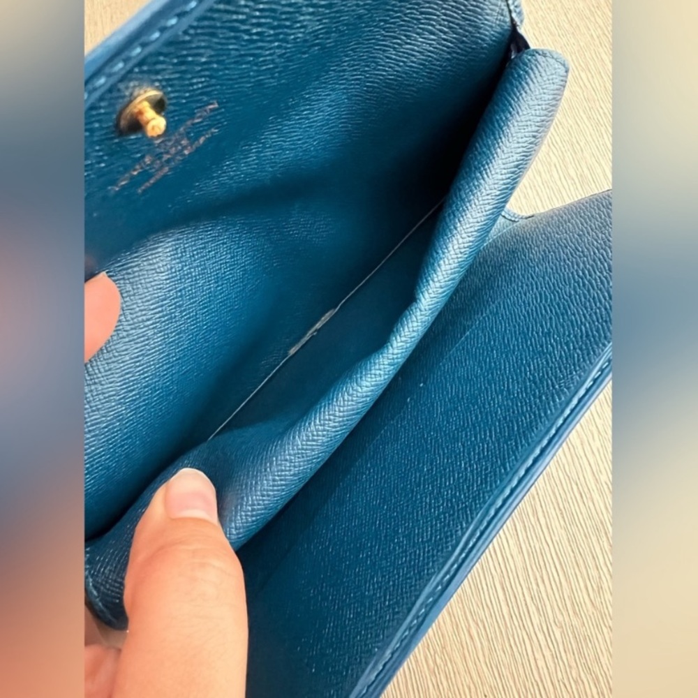 Authentic Louis Vuitton Blue Epi Wallet - Picture 5 of 9